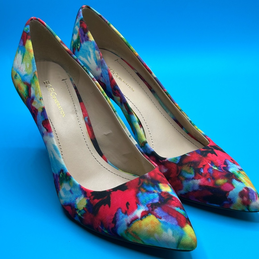 Women’s BCBGeneration Floral Heels Size